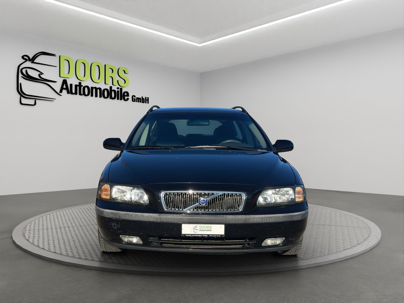 VOLVO V70 2.0T, Essence, Occasion / Utilisé, Automatique - 2