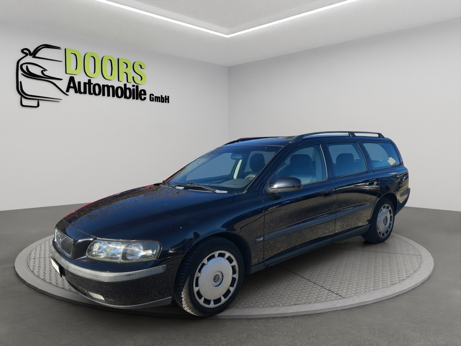 VOLVO V70 2.0T, Essence, Occasion / Utilisé, Automatique - 3