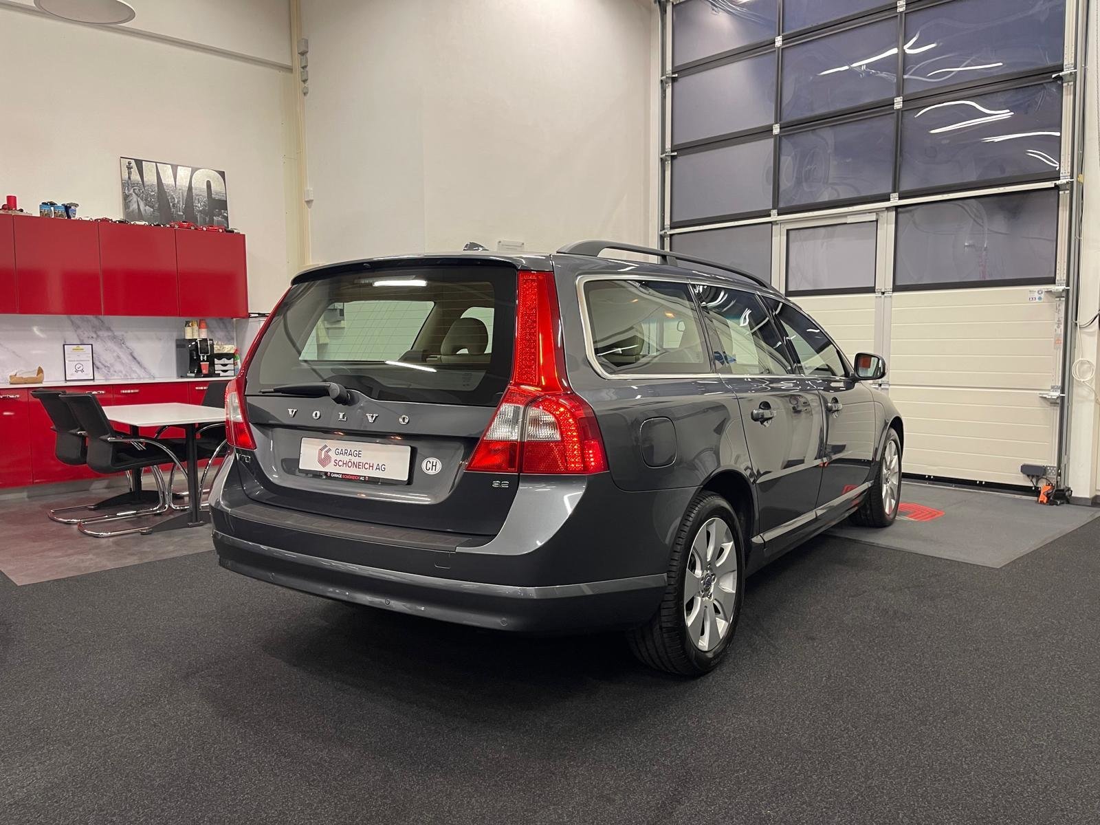VOLVO V70 3.2 Summum, Petrol, Second hand / Used, Automatic - 5