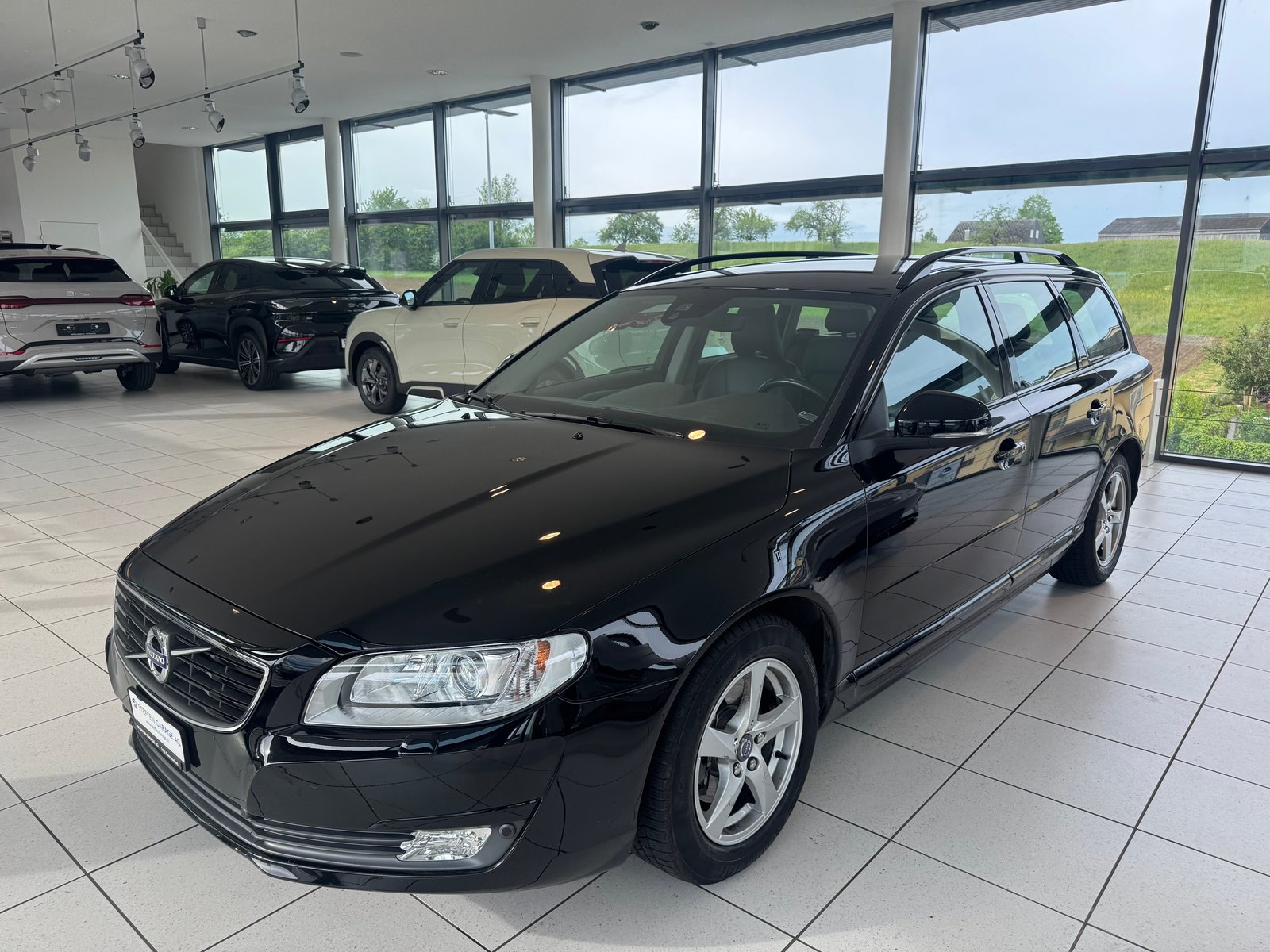 VOLVO V70 D2 Momentum ClassicEd, Diesel, Occasion / Gebraucht, Automatik - 4
