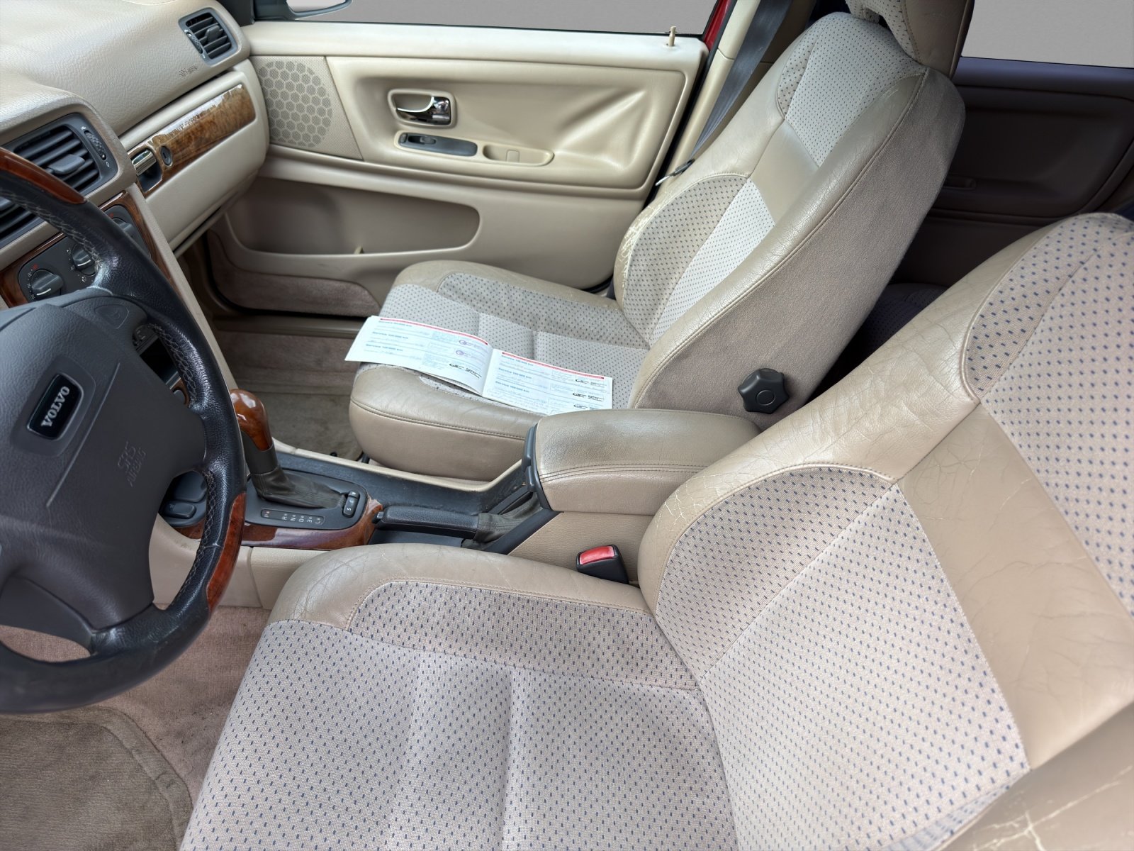 VOLVO V70 2.5 LPT, Benzina, Occasioni / Usate, Manuale - 7