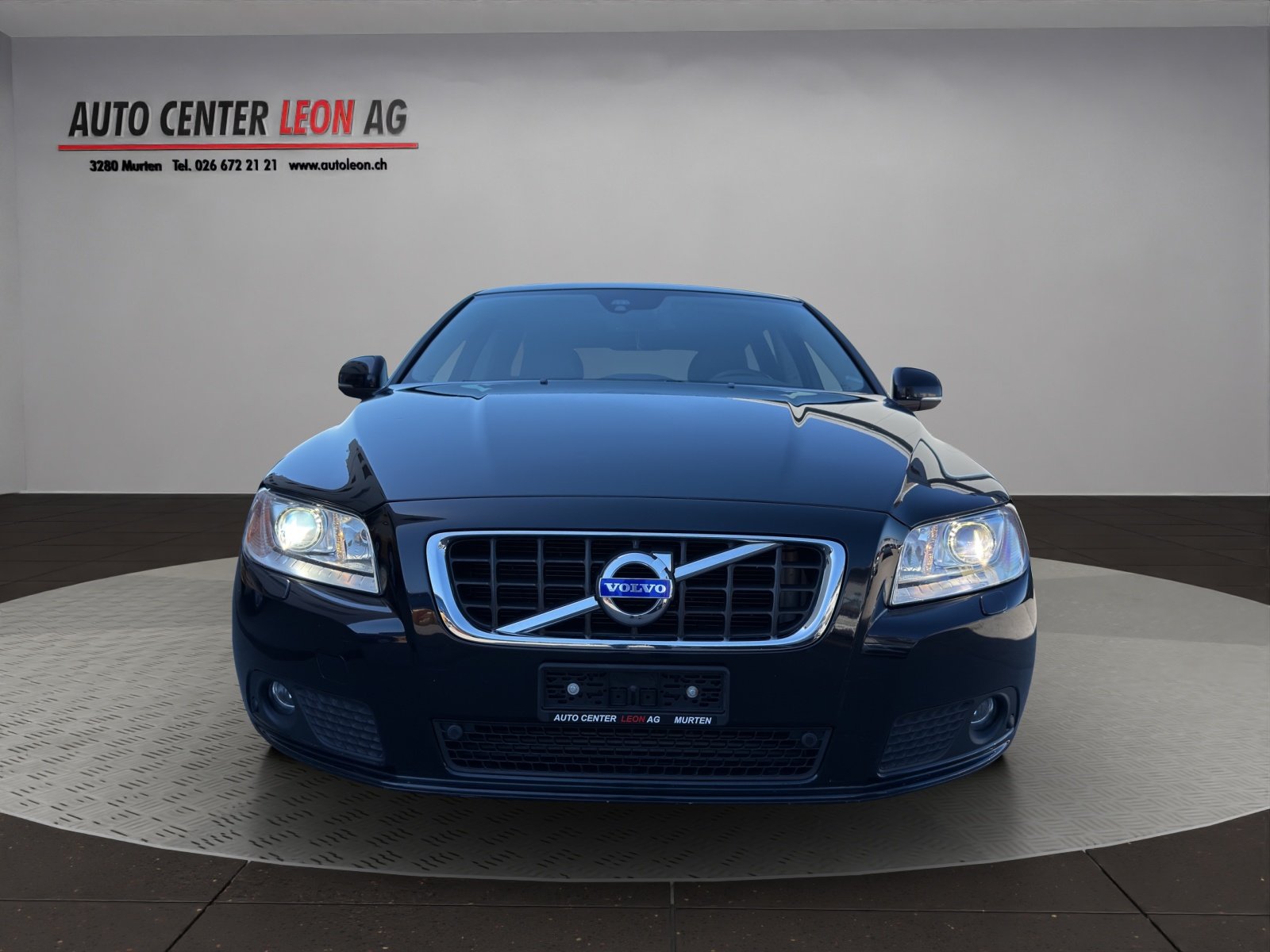 VOLVO V70 D5 AWD Momentum Geartronic