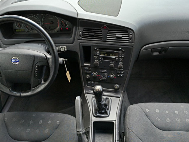 VOLVO V70 2.4, Occasion / Gebraucht, Handschaltung - 6