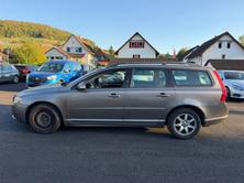 VOLVO V70 2.4D Kinetic Geartronic, Diesel, Occasion / Utilisé, Automatique - 2