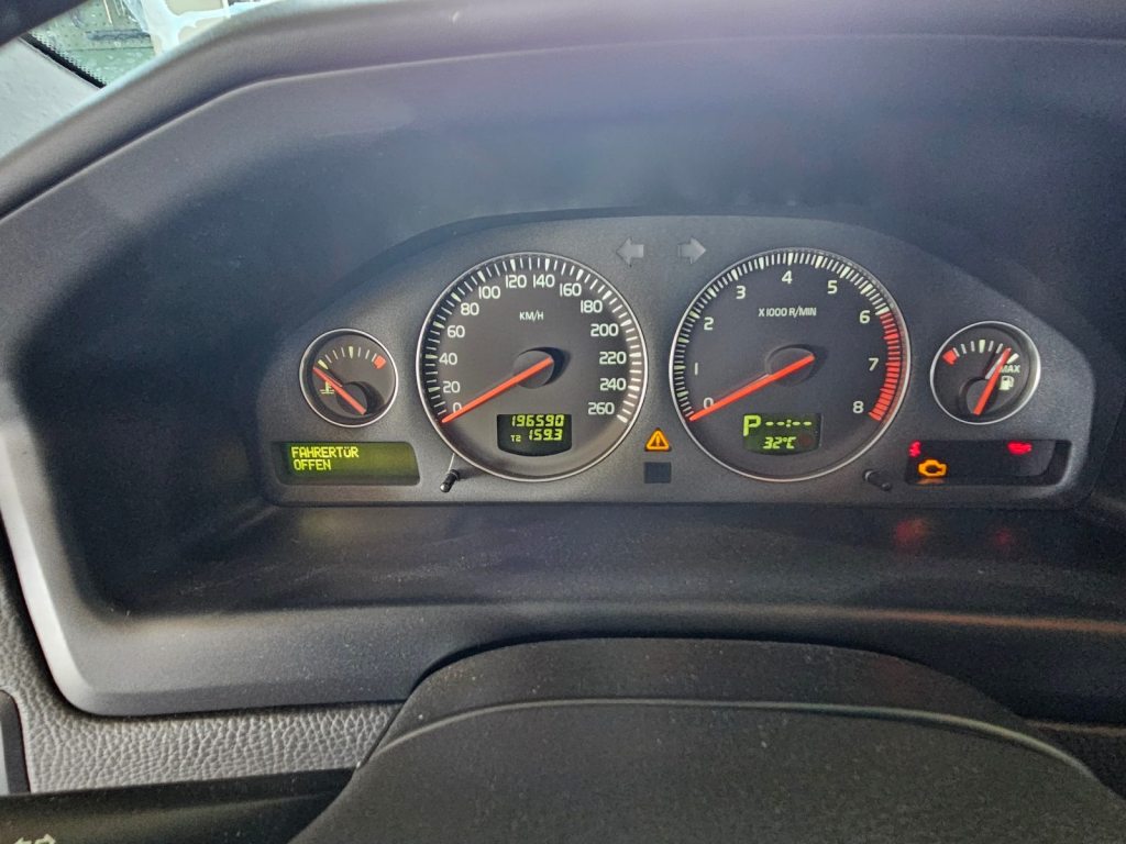 VOLVO V70 2.5 20V T 210 Move AWD, Petrol, Second hand / Used, Automatic - 6
