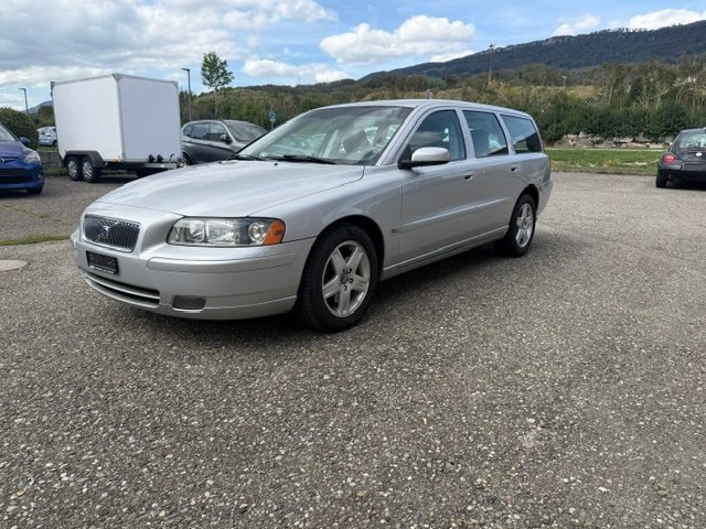 VOLVO 2.4 20V 170 Momentum