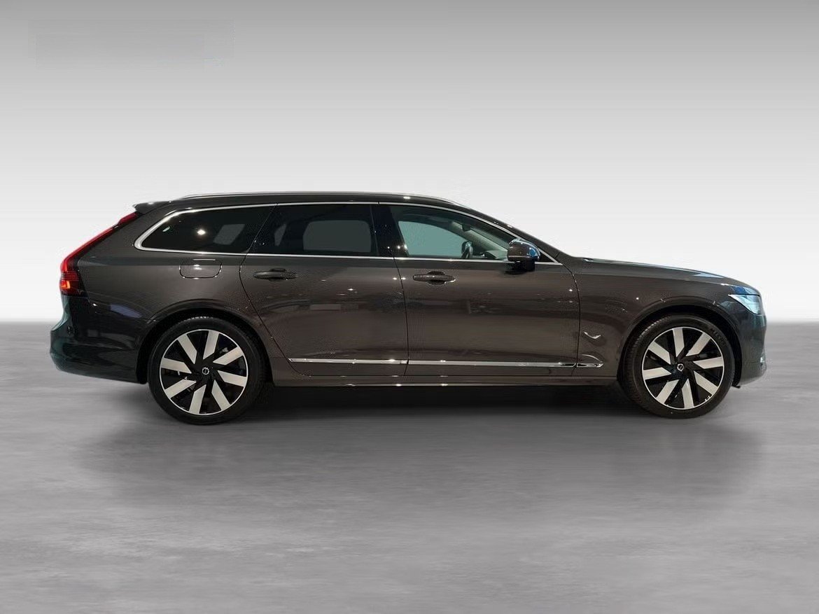 VOLVO V90 T6 eAWD Plug in Hybrid Ultra Bright Geartronic, Plug-in-Hybrid Benzina/Elettrica, Auto nuove, Automatico - 3