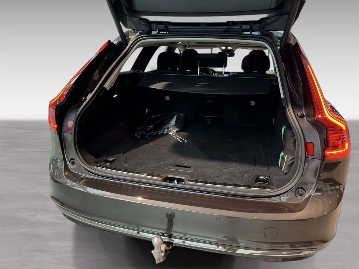 VOLVO V90 T6 eAWD Plug in Hybrid Ultra Bright Geartronic, Plug-in-Hybrid Benzina/Elettrica, Auto nuove, Automatico - 6