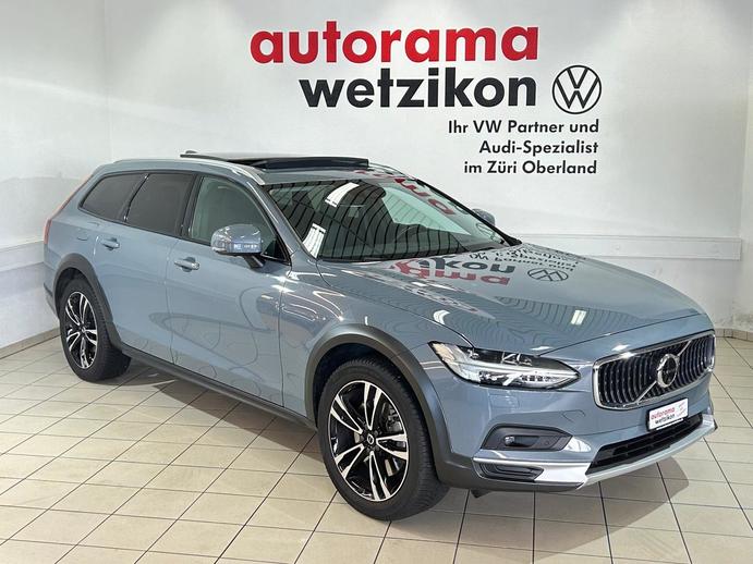 VOLVO V90 Cross Country B5 Benzin Mild Hybrid AWD Geartronic, Mild-Hybrid Petrol/Electric, Second hand / Used, Automatic