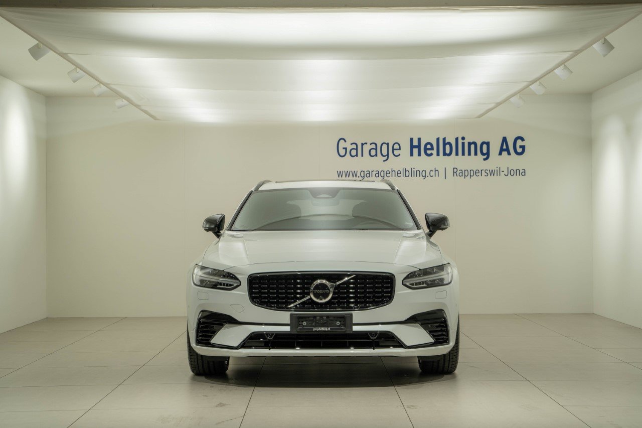 VOLVO V90 2.0 T8 TE Ultimate Dark eAWD, Plug-in-Hybrid Benzina/Elettrica, Occasioni / Usate, Automatico - 2