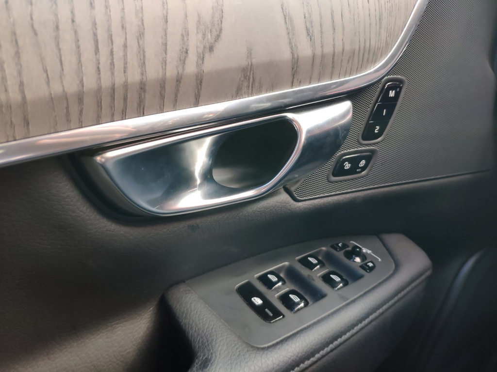 VOLVO Volvo V90 Inscription, 2.0 B4 MHEV Petrol 197 HP, Mild-Hybrid Petrol/Electric, Second hand / Used, Automatic - 2