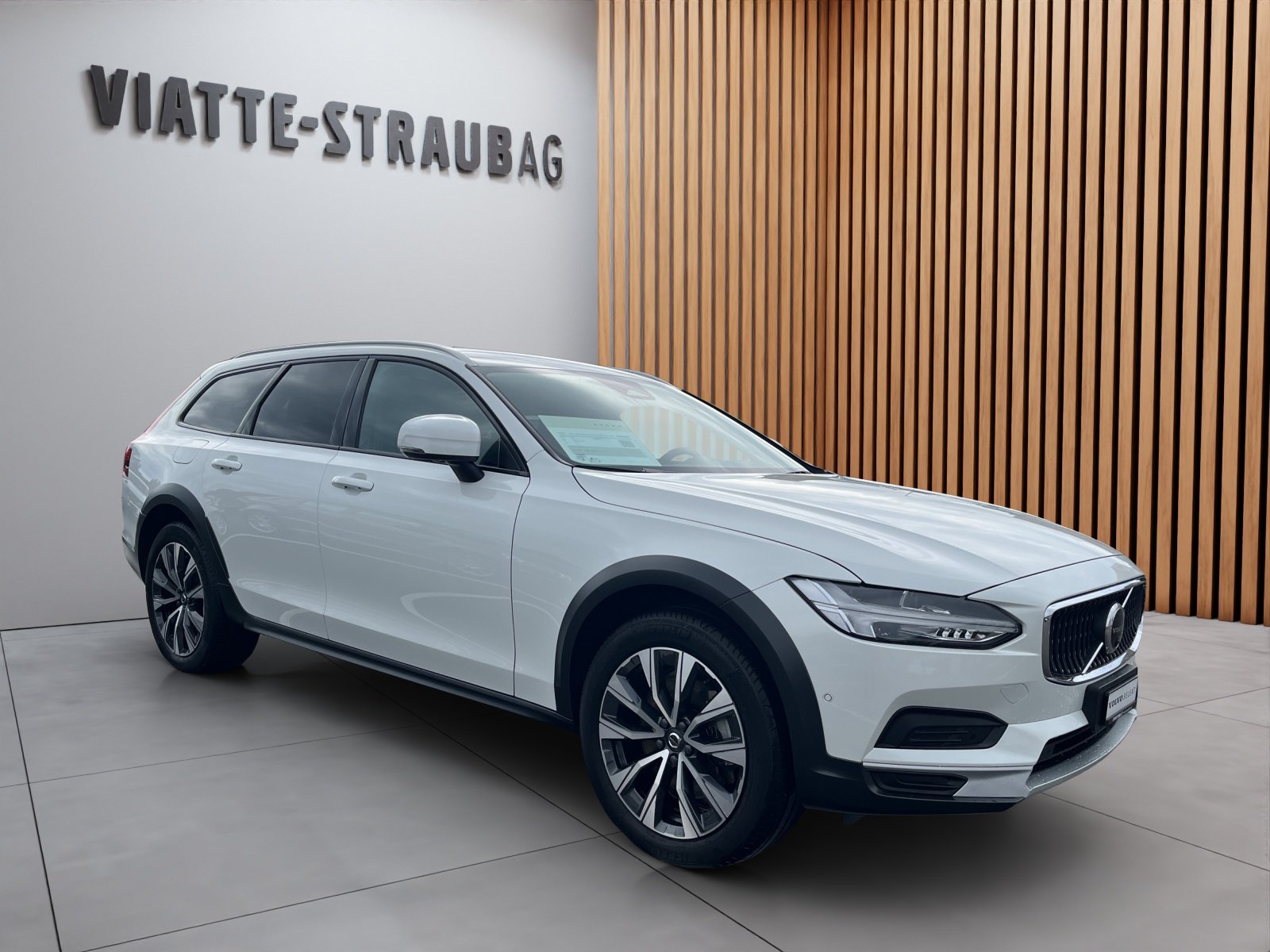 VOLVO V90 Cross Country 2.0 B5 Plus AWD, Hybride Leggero Benzina/Elettrica, Occasioni / Usate, Automatico - 7
