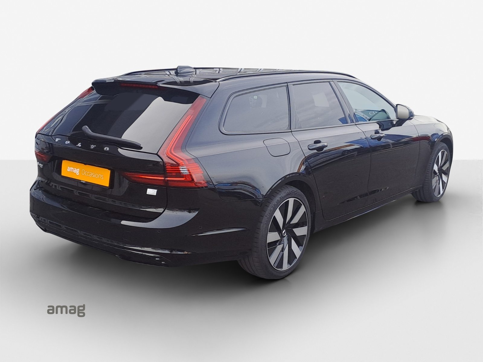 VOLVO V90 T8 eAWD Ultim Dark, Benzina, Occasioni / Usate, Automatico - 6