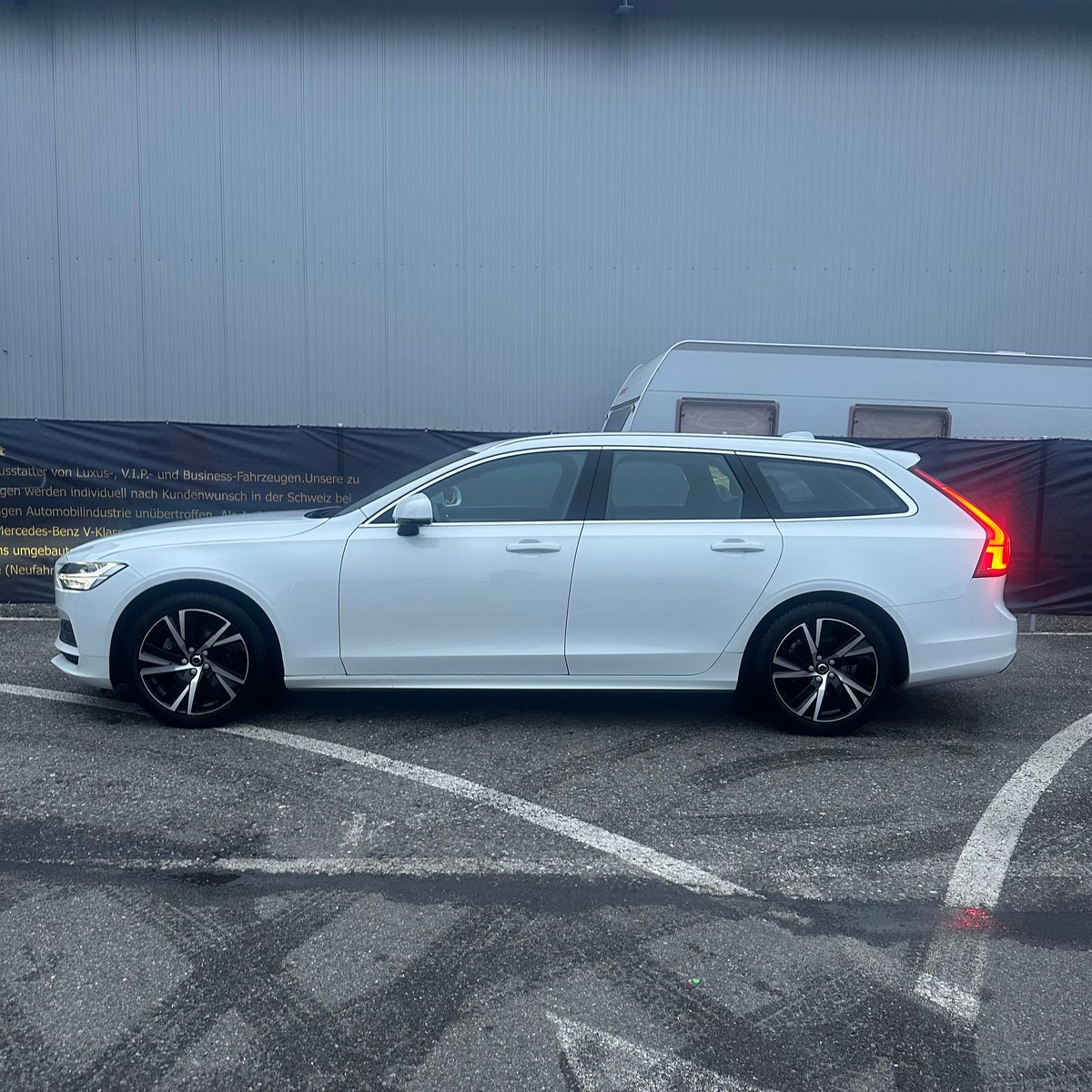 VOLVO V90 D3 Momentum Geartronic, Diesel, Occasion / Utilisé, Automatique - 4