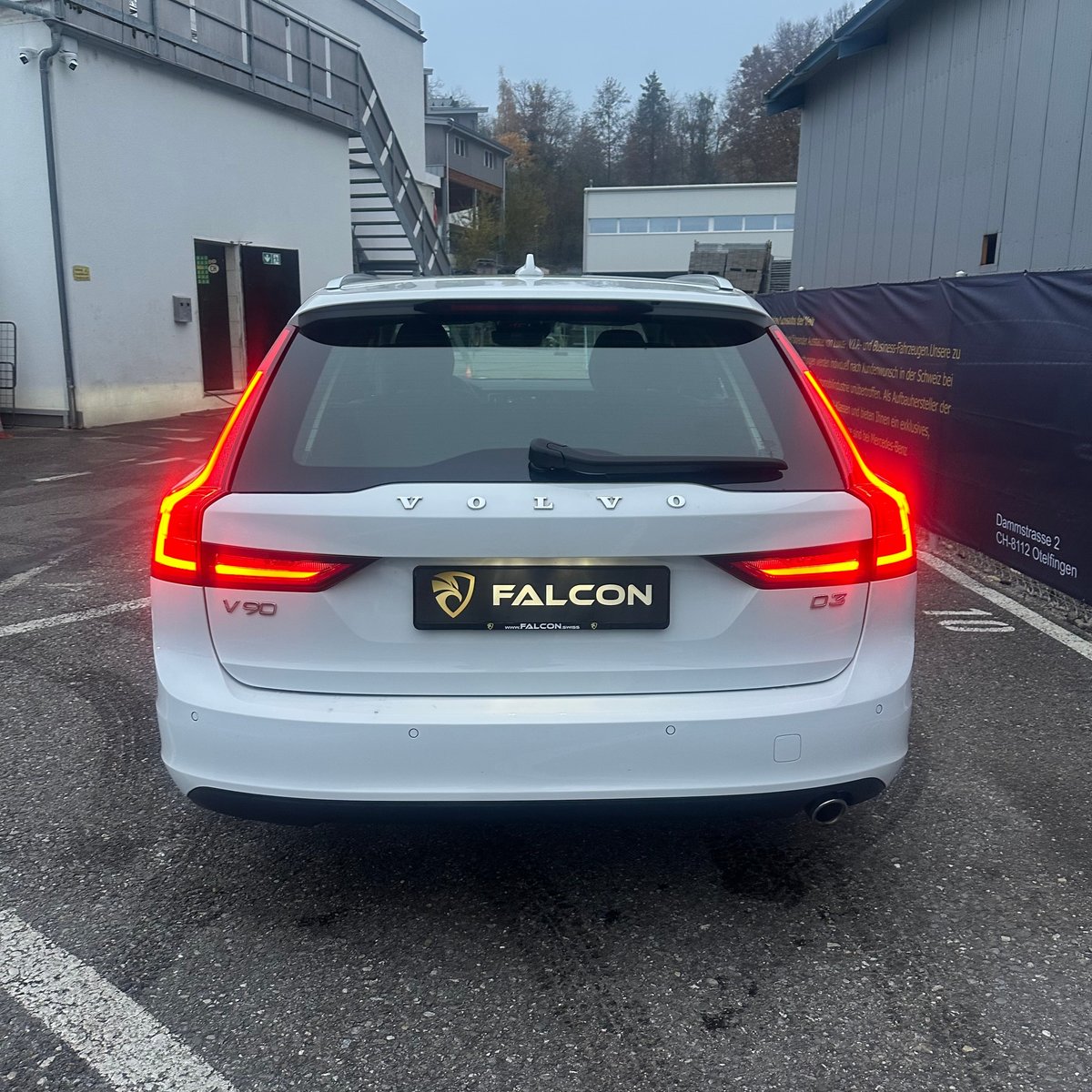 VOLVO V90 D3 Momentum Geartronic, Diesel, Occasion / Utilisé, Automatique - 6