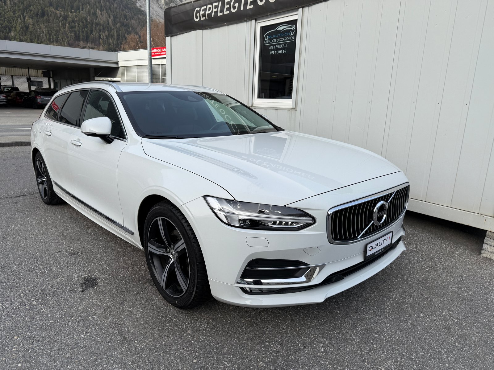 VOLVO V90 D4 Inscription, Diesel, Occasion / Gebraucht, Handschaltung - 2