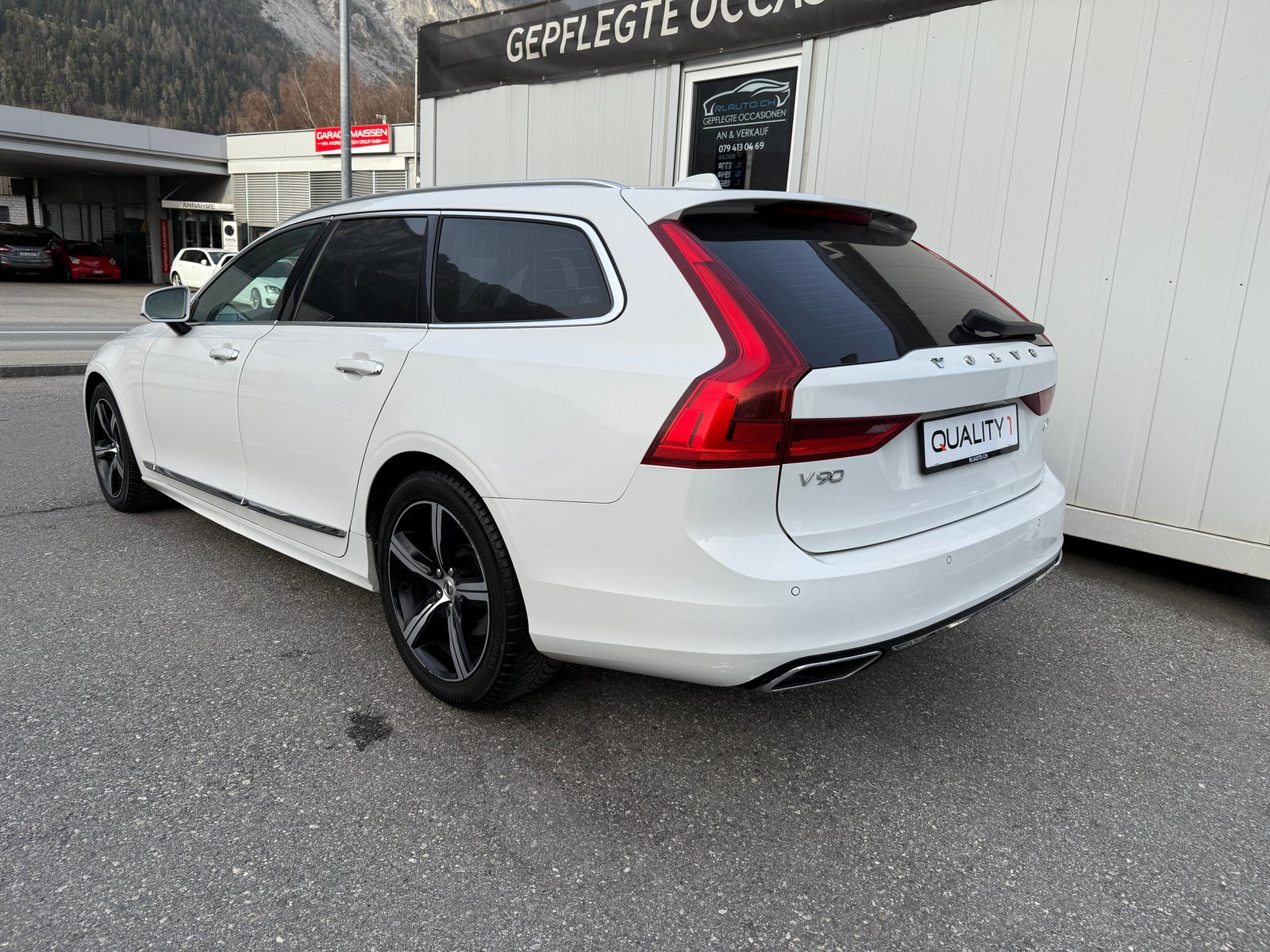 VOLVO V90 D4 Inscription, Diesel, Occasion / Gebraucht, Handschaltung - 7