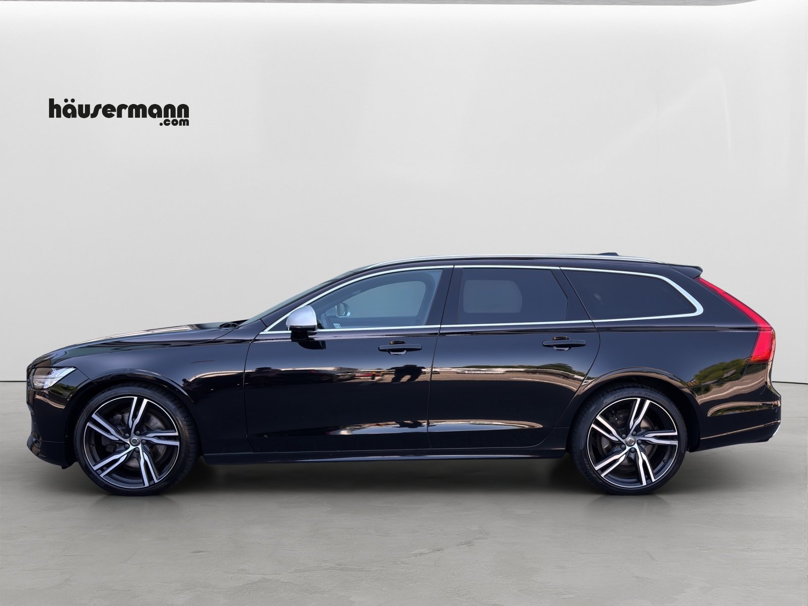 VOLVO V90 2.0 T6 R-Design AWD, Benzin, Occasion / Gebraucht, Automatik - 2
