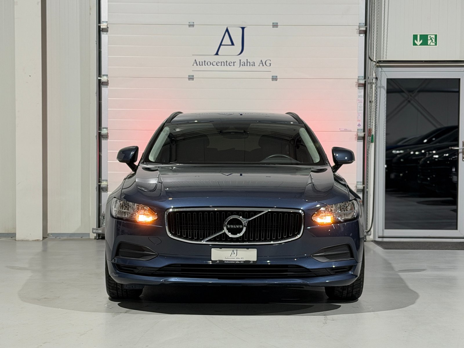 VOLVO V90 D4 Momentum Geartronic, Diesel, Occasion / Gebraucht, Automatik - 4