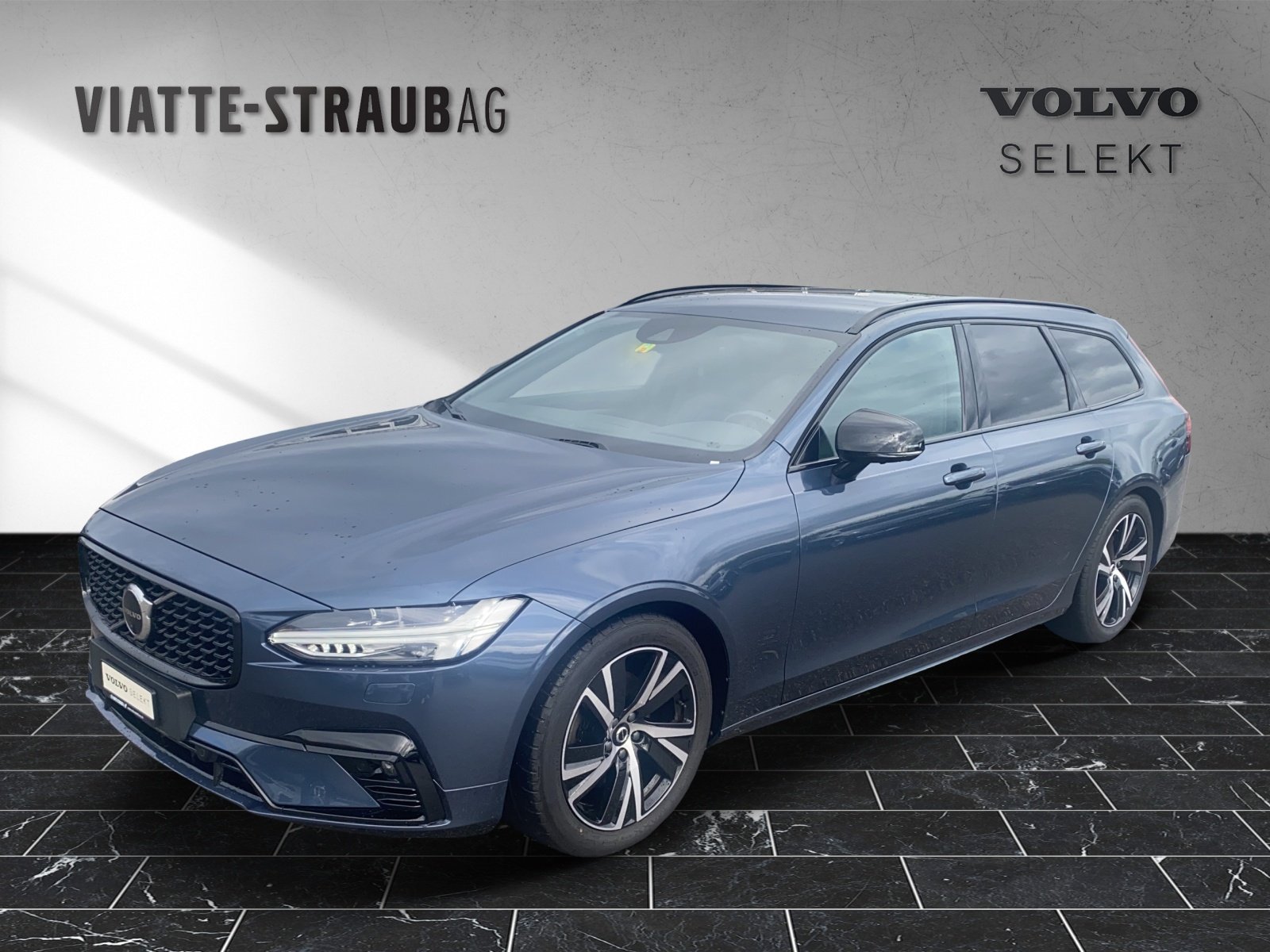 VOLVO V90 2.0 B5 R-Design AWD