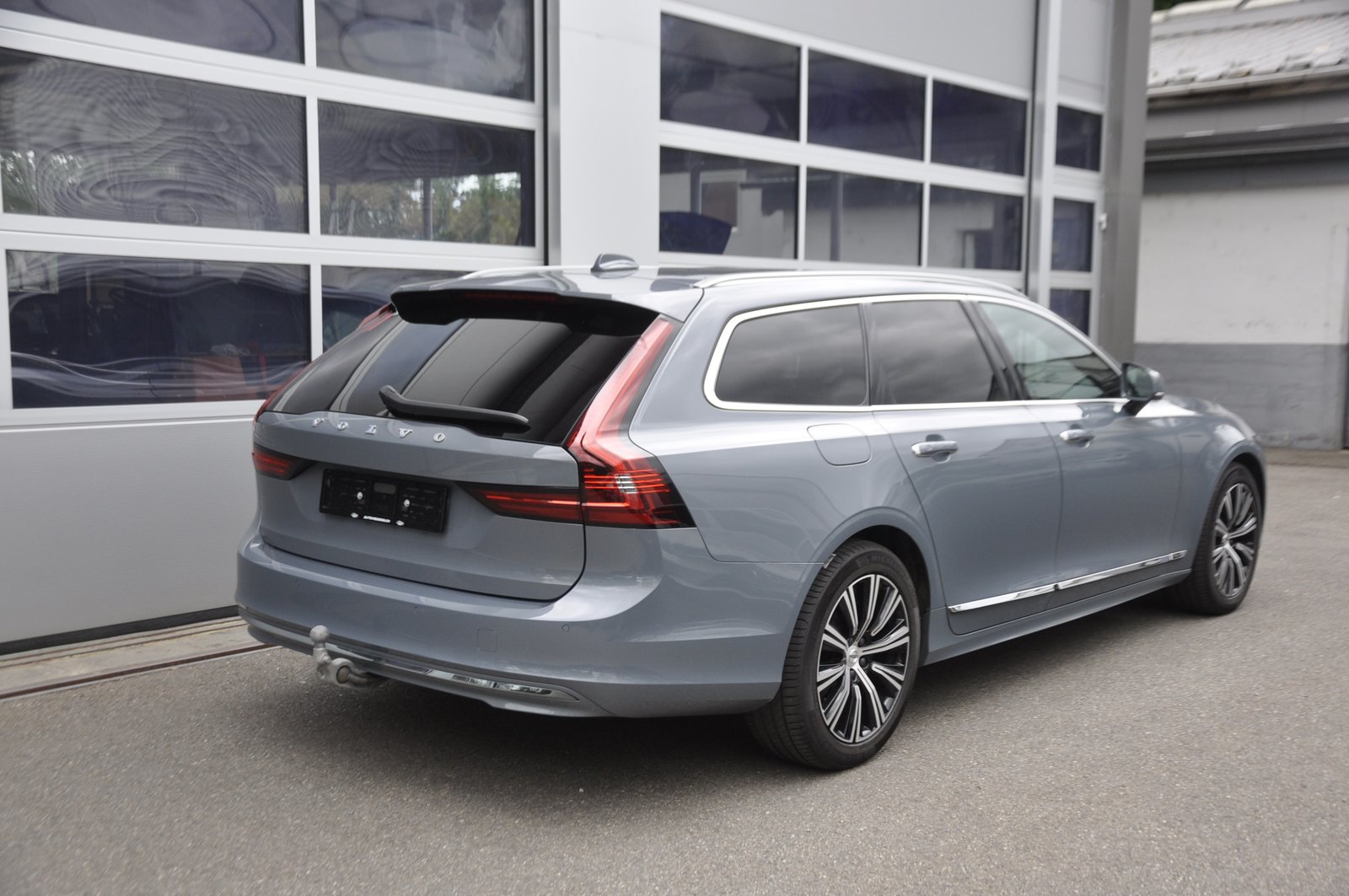 VOLVO V90 B5 AWD Diesel Mild Hybrid Inscription Geartronic I, Hybride Léger Diesel/Électricité, Occasion / Utilisé, Automatique - 4