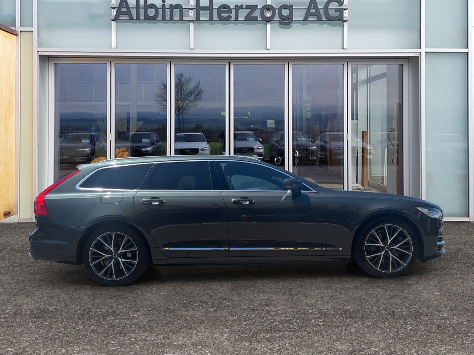 VOLVO V90 2.0 T8 TE Inscription AWD, Plug-in-Hybrid Benzin/Elektro, Occasion / Gebraucht, Automatik - 5