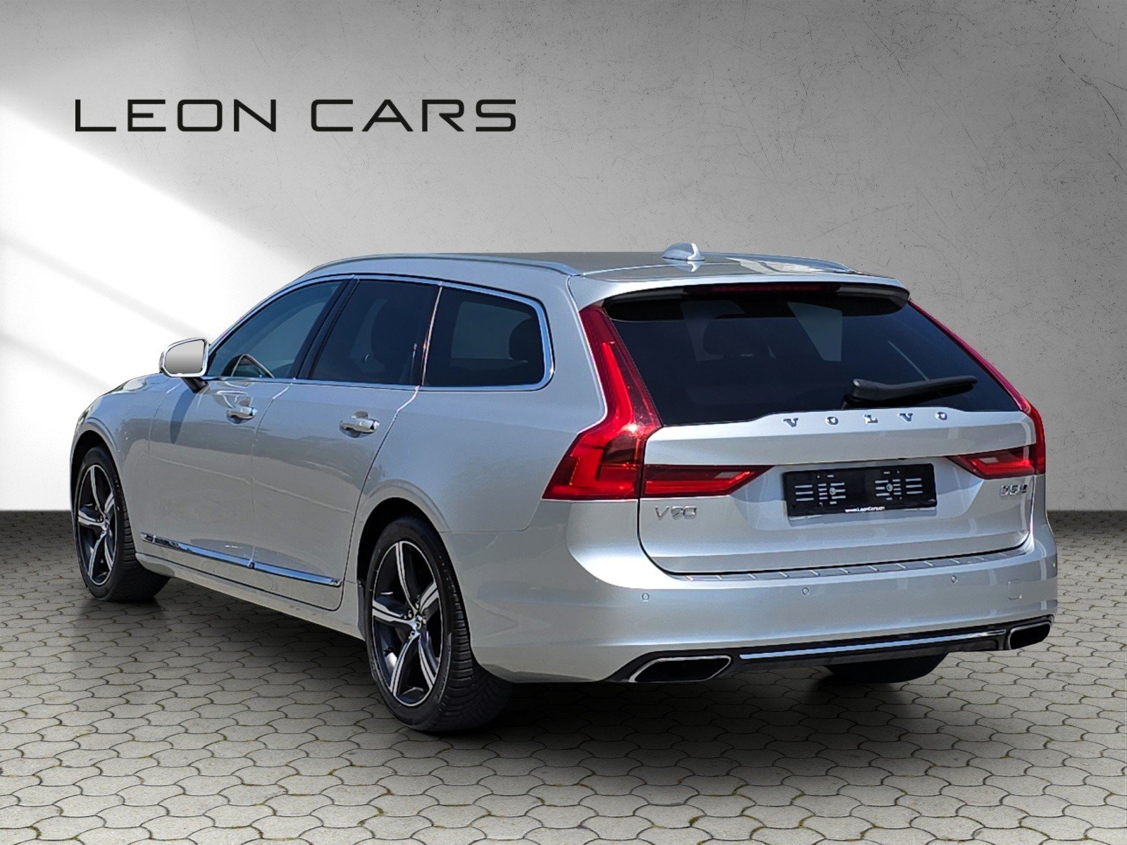 VOLVO V90 D5 AWD Inscription Geartronic Powerpulse, Diesel, Occasion / Gebraucht, Automatik - 7
