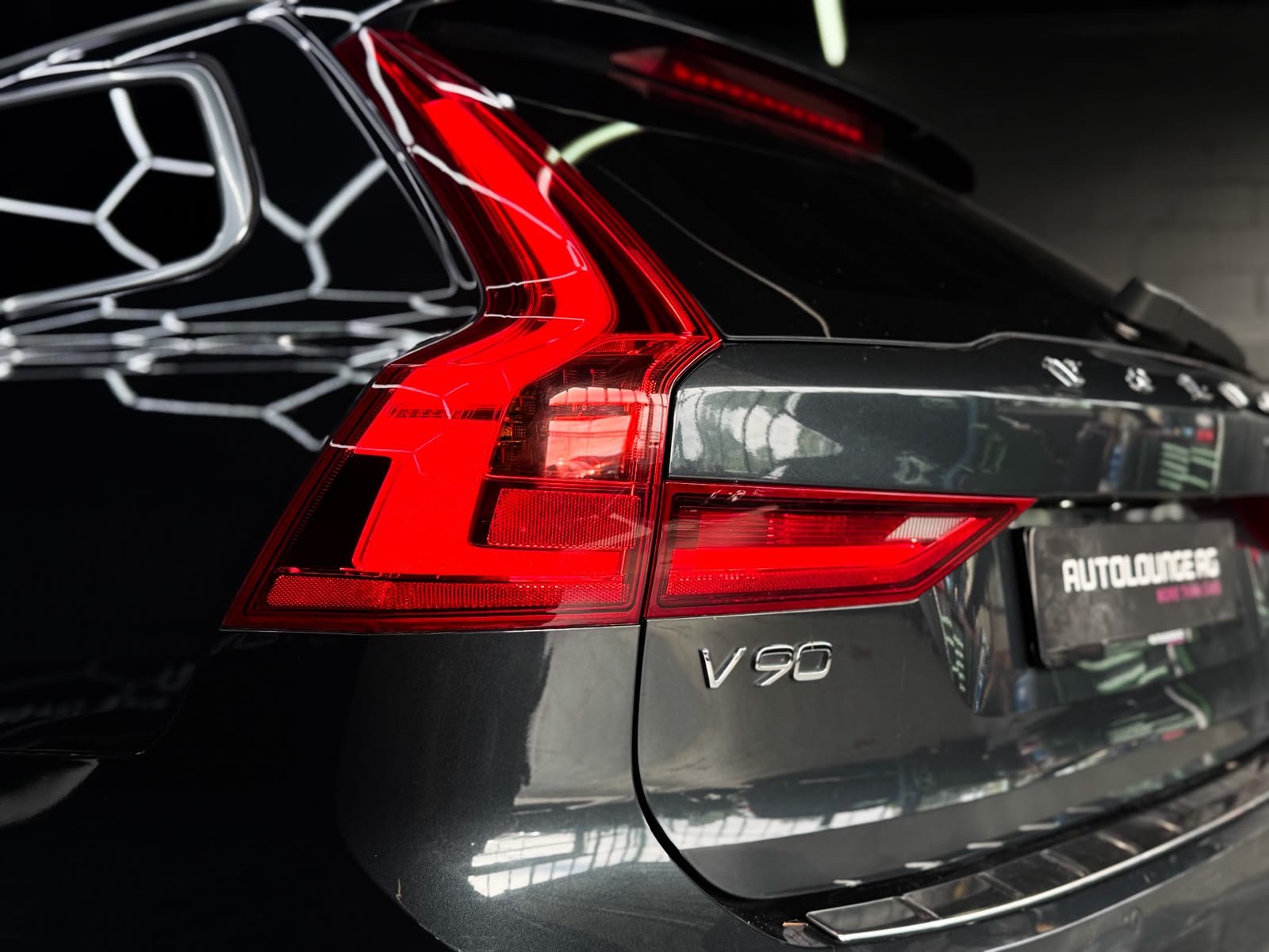 VOLVO V90 D5 AWD R-Design Geartronic Powerpulse, Diesel, Occasion / Utilisé, Automatique - 6