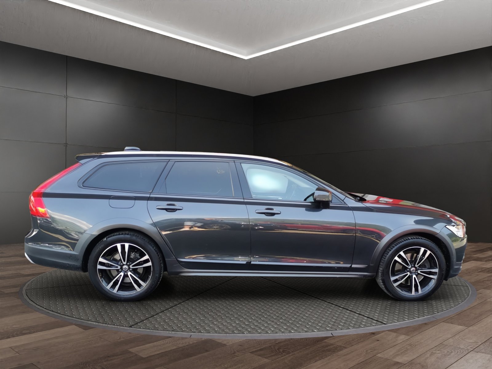 VOLVO V90 Cross Country D5 AWD Geartronic Powerpulse, Diesel, Occasion / Utilisé, Automatique - 5