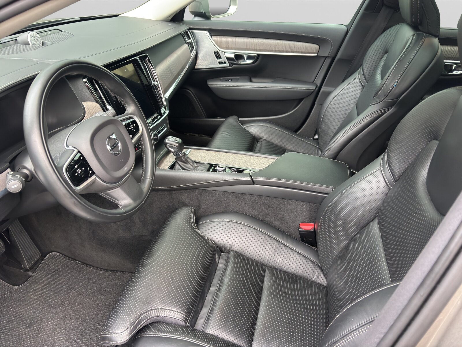 VOLVO V90 Cross Country 2.0 D5 AWD, Diesel, Occasion / Gebraucht, Automatik - 4