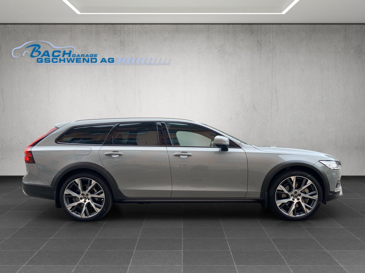 VOLVO V90 Cross Country B6 MHD Ultimate AWD Geartronic, Hybride Léger Essence/Électricité, Voiture de démonstration, Automatique - 3