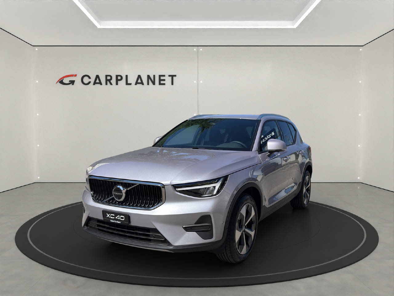 VOLVO XC40 2.0 B3 MH Core XCITE