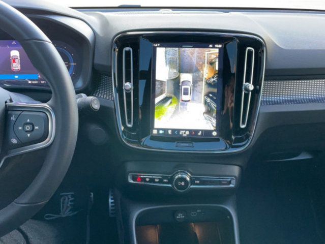 VOLVO XC40 P8 AWD Elec Pro, Elektro, Occasion / Gebraucht, Automatik - 7