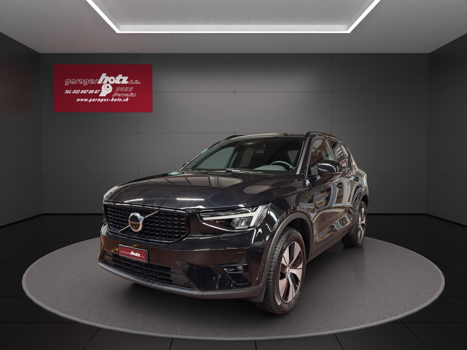VOLVO XC40 B3 MHD Plus Dark