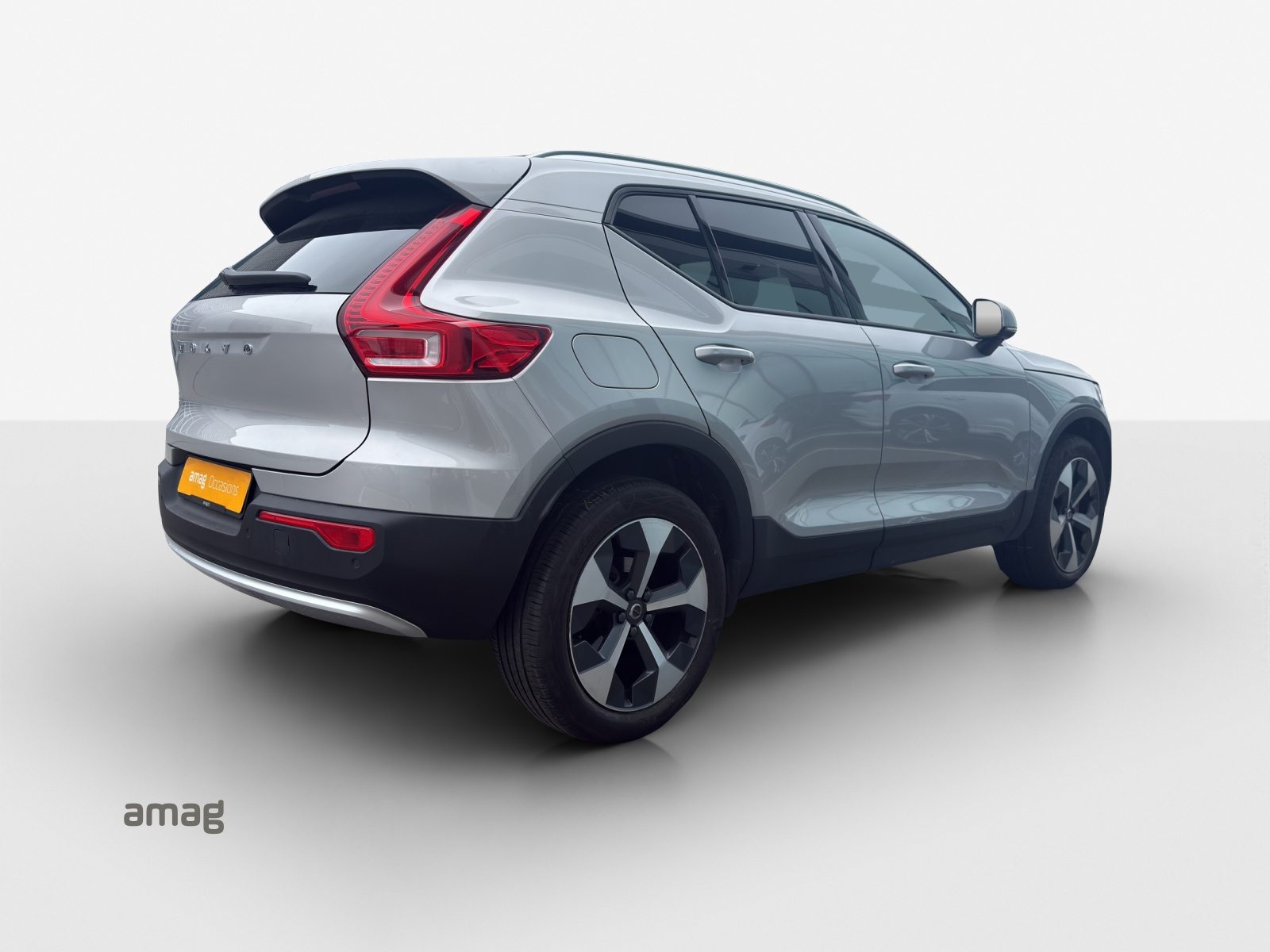VOLVO XC40 T2 Core Geartronic, Petrol, Second hand / Used, Automatic - 5