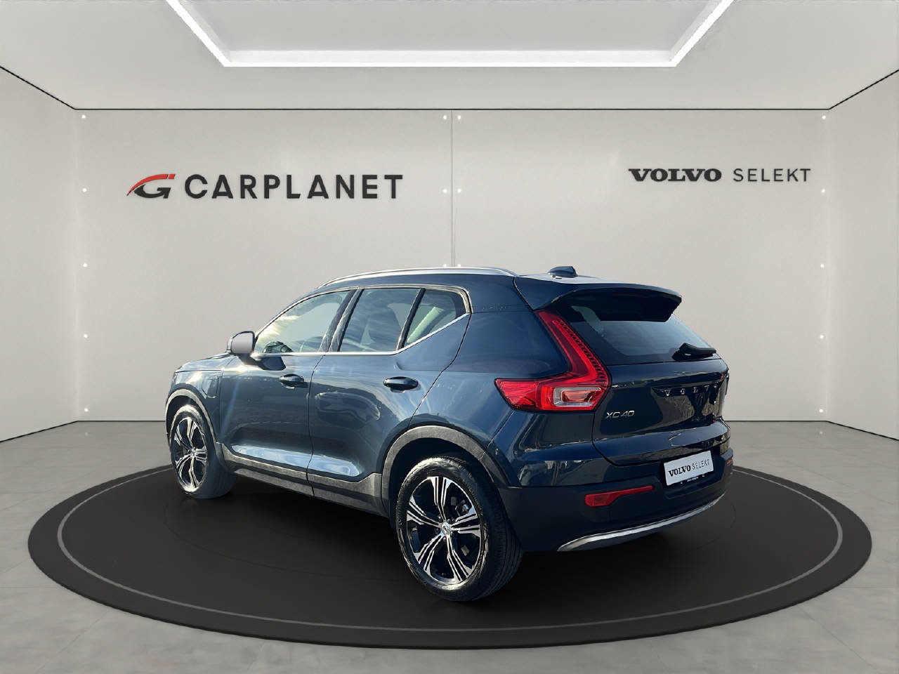 VOLVO XC40 1.5 T5 PiH Inscription, Plug-in-Hybrid Petrol/Electric, Second hand / Used, Automatic - 4
