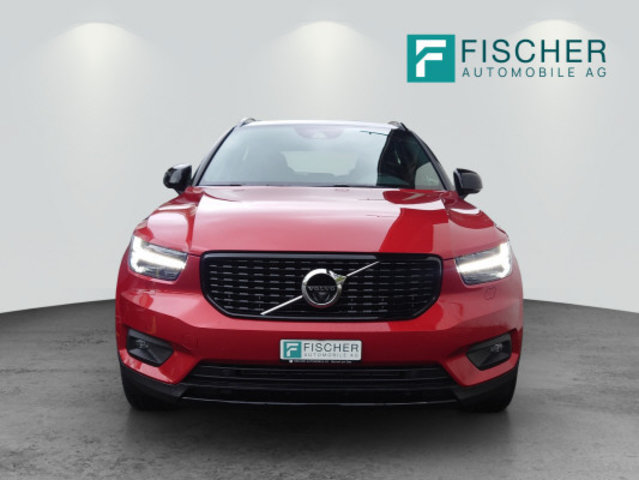 VOLVO XC40 T4 AWD R-Design, Benzin, Occasion / Gebraucht, Automatik - 3
