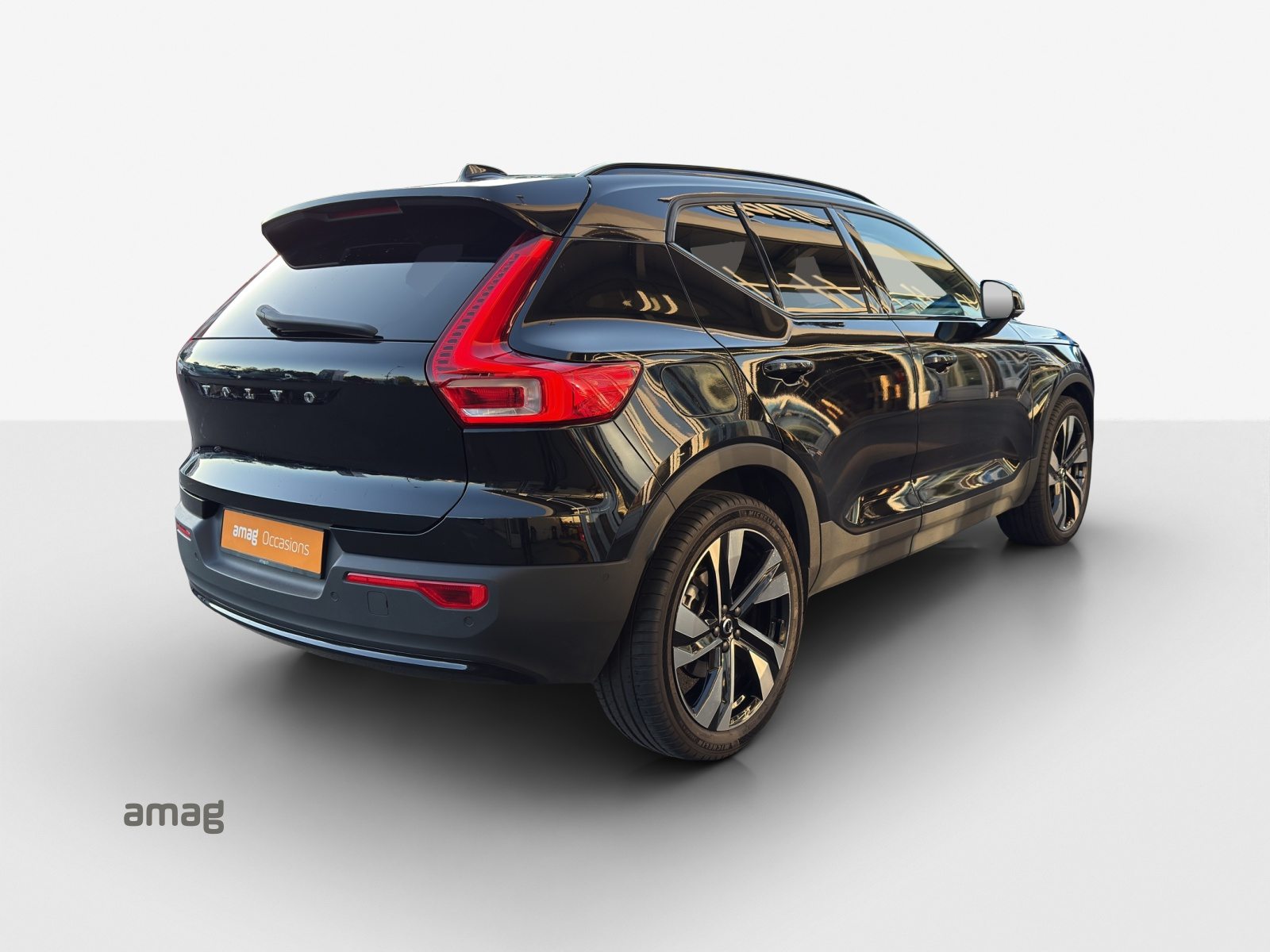 VOLVO XC40 B5 AWD Plus Dark, Essence, Occasion / Utilisé, Automatique - 5
