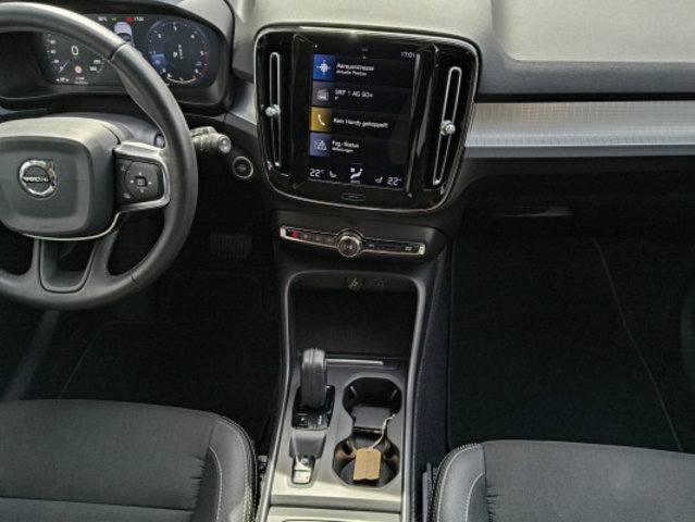 VOLVO XC40 D4 AWD Momentum, Occasioni / Usate, Automatico - 6