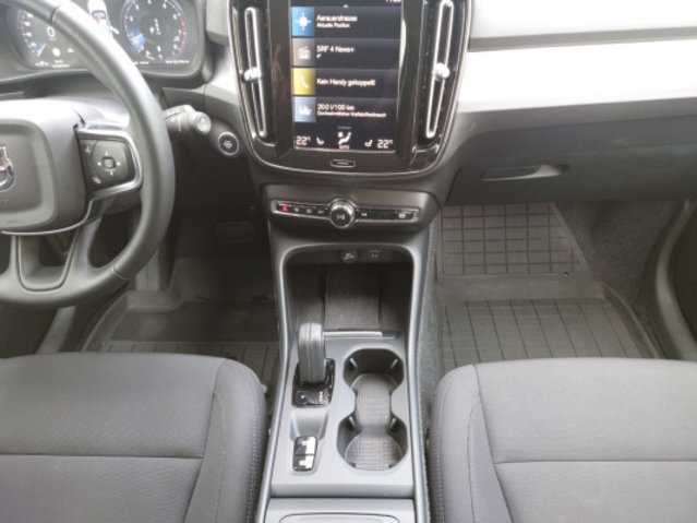 VOLVO XC40 B4 B AWD Momentum, Occasion / Gebraucht, Automatik - 6