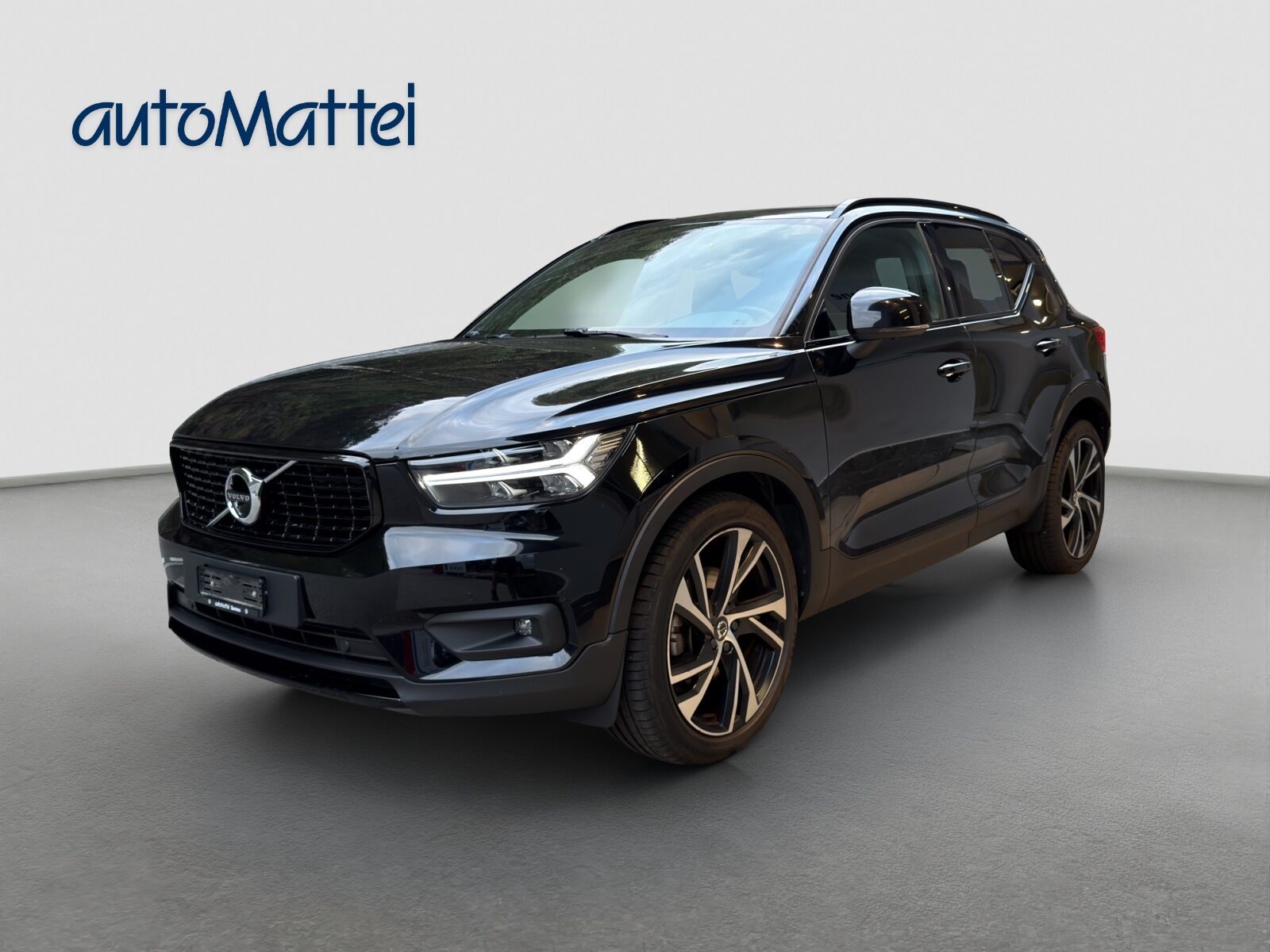 VOLVO XC40 B4 B AWD R-Design, Benzin, Occasion / Gebraucht, Automatik - 2
