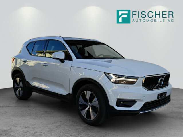 VOLVO XC40 T5 TwE Momentum