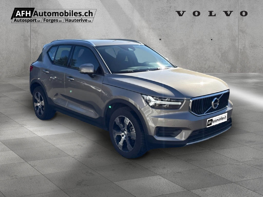 VOLVO XC40 T3 Momentum, Essence, Occasion / Utilisé, Automatique - 2