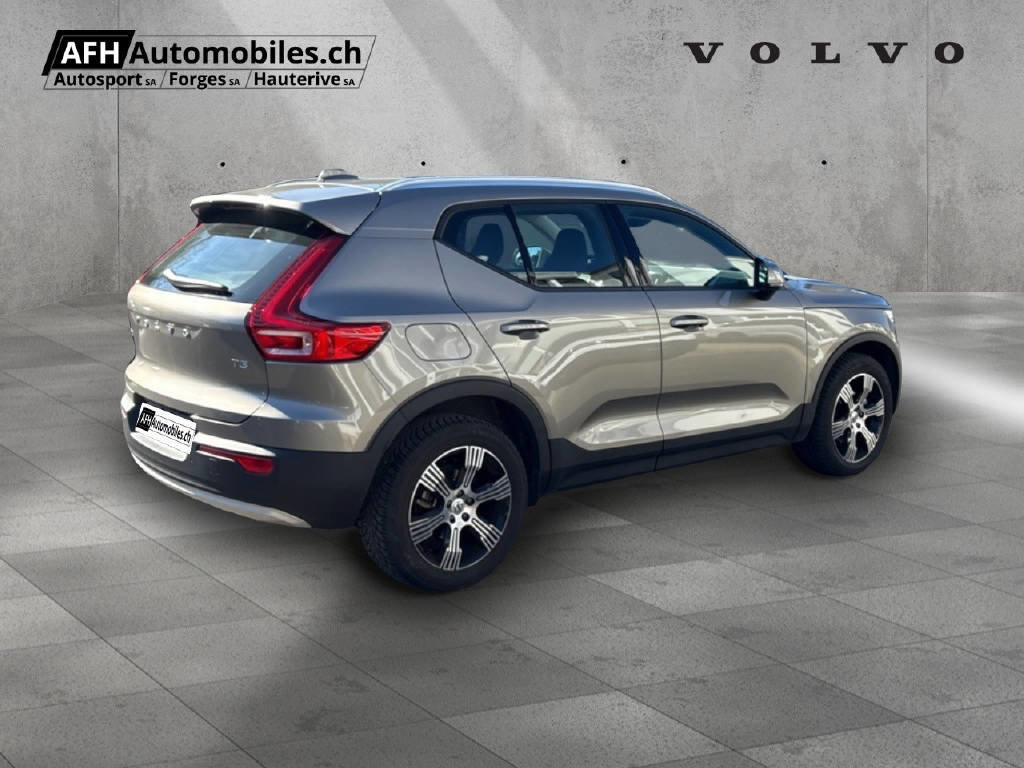 VOLVO XC40 T3 Momentum, Essence, Occasion / Utilisé, Automatique - 7