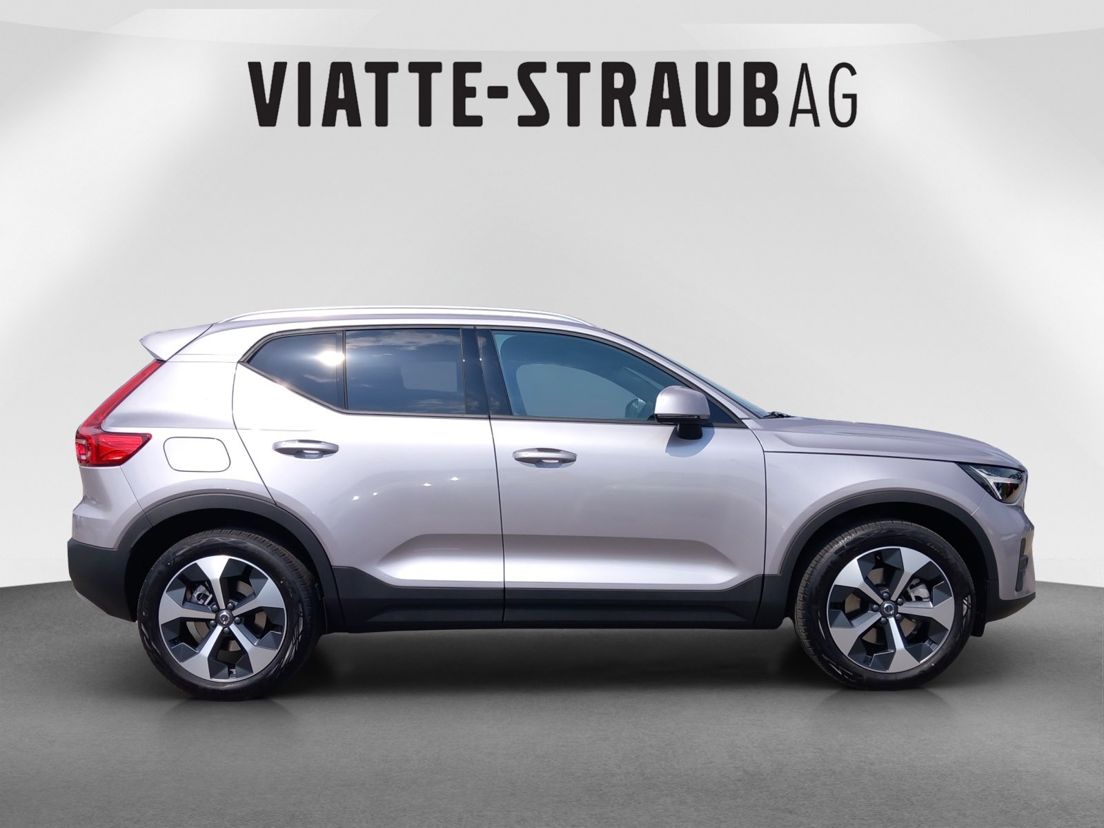 VOLVO XC40 2.0 B3 MH XCITE, Hybride Léger Essence/Électricité, Voiture nouvelle, Automatique - 4