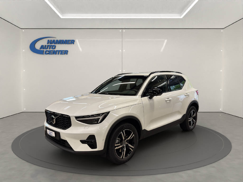 VOLVO XC40 2.0 B3 MH Plus Dark