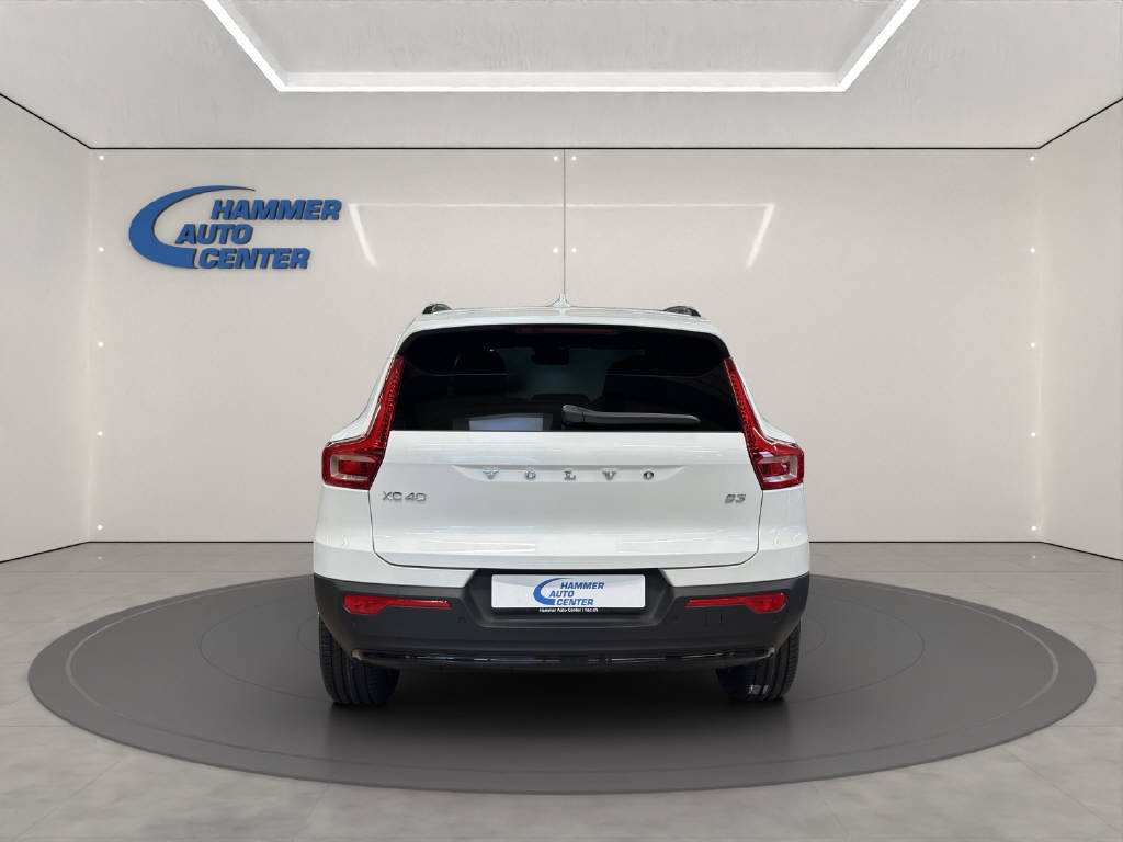 VOLVO XC40 2.0 B3 MH Plus Dark, Hybride Léger Essence/Électricité, Voiture nouvelle, Automatique - 2