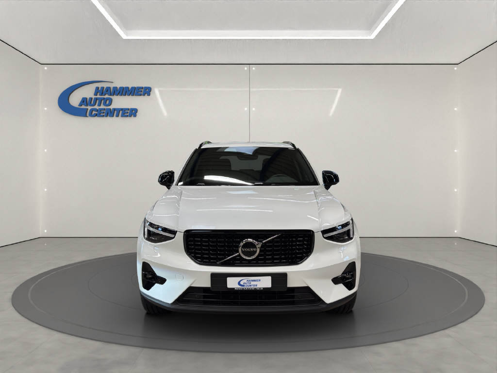 VOLVO XC40 2.0 B3 MH Plus Dark, Hybride Léger Essence/Électricité, Voiture nouvelle, Automatique - 3