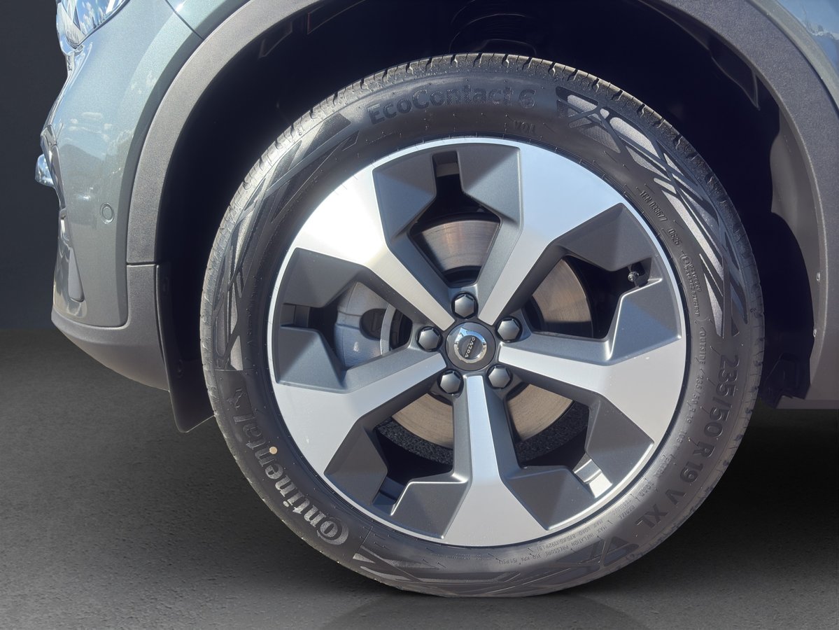 VOLVO XC40 B3 Benzin Mild Hybrid Xcite DCT, Mild-Hybrid Benzin/Elektro, Neuwagen, Automatik - 6