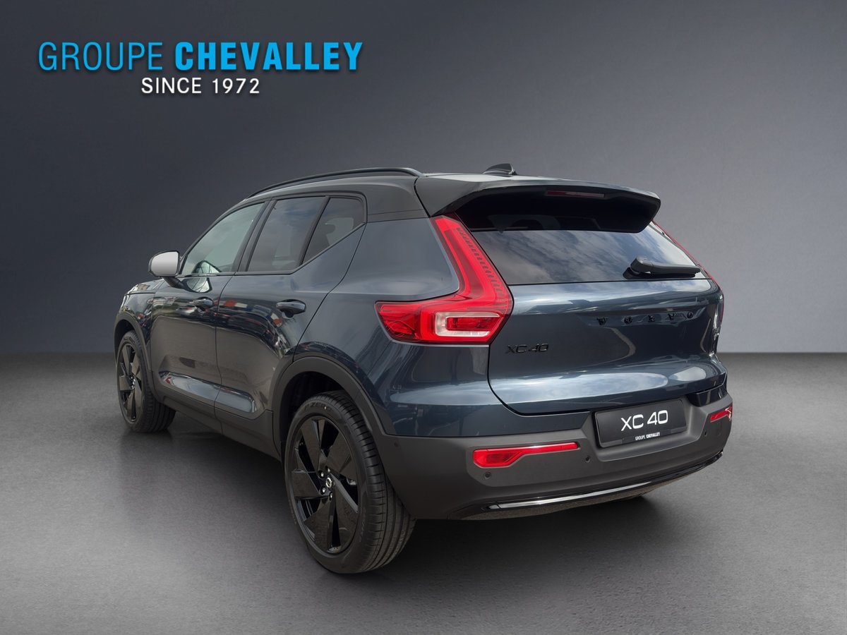 VOLVO XC40 B4 Benzin Mild Hybrid Ultra Black Edition DCT, Hybride Leggero Benzina/Elettrica, Auto nuove, Automatico - 4